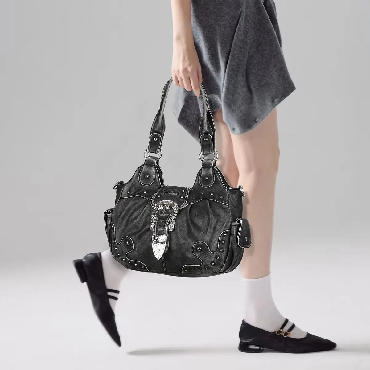🎯 Bag Size Guide: How to Choose for Daily Use, Business Trips, and Short Travels