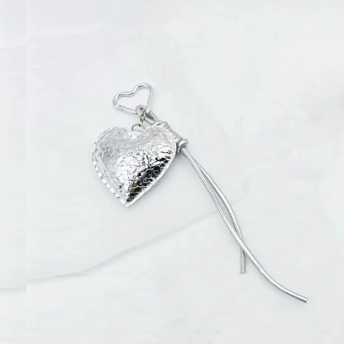 Shiny Silver Heart Keychain with Tassels – Angelkiss Metallic Charm Accessory