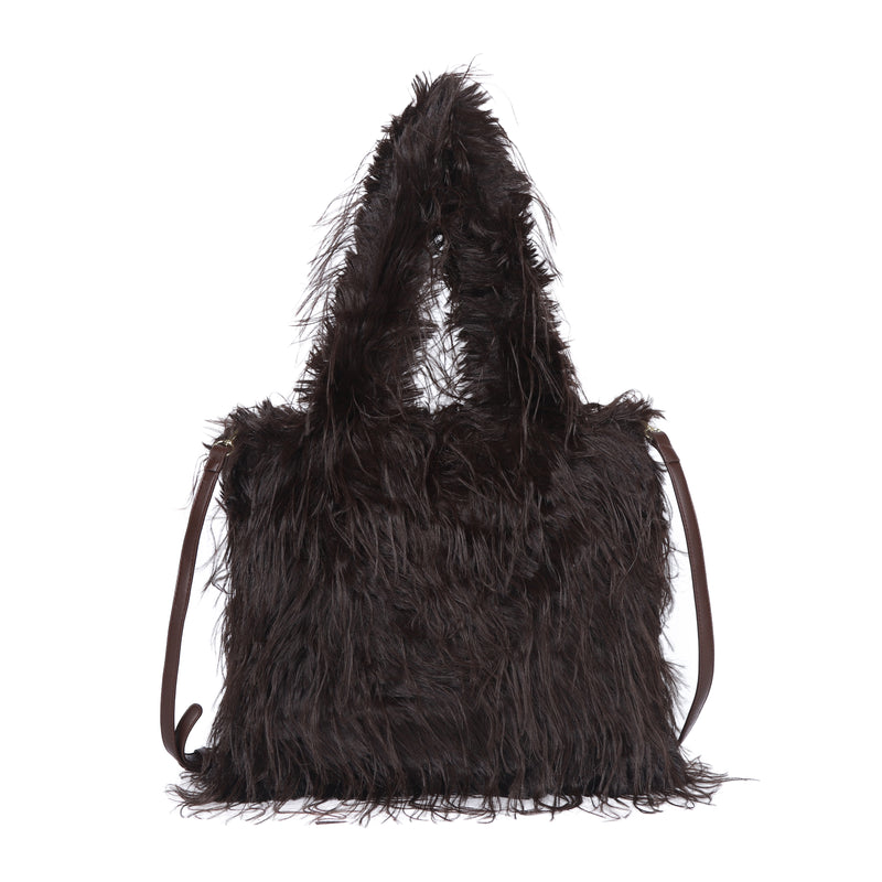 Women's stylish and comfortable crossbody bag