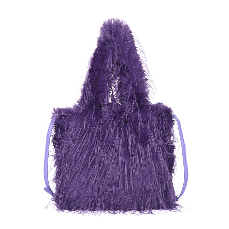 Women's stylish and comfortable crossbody bag